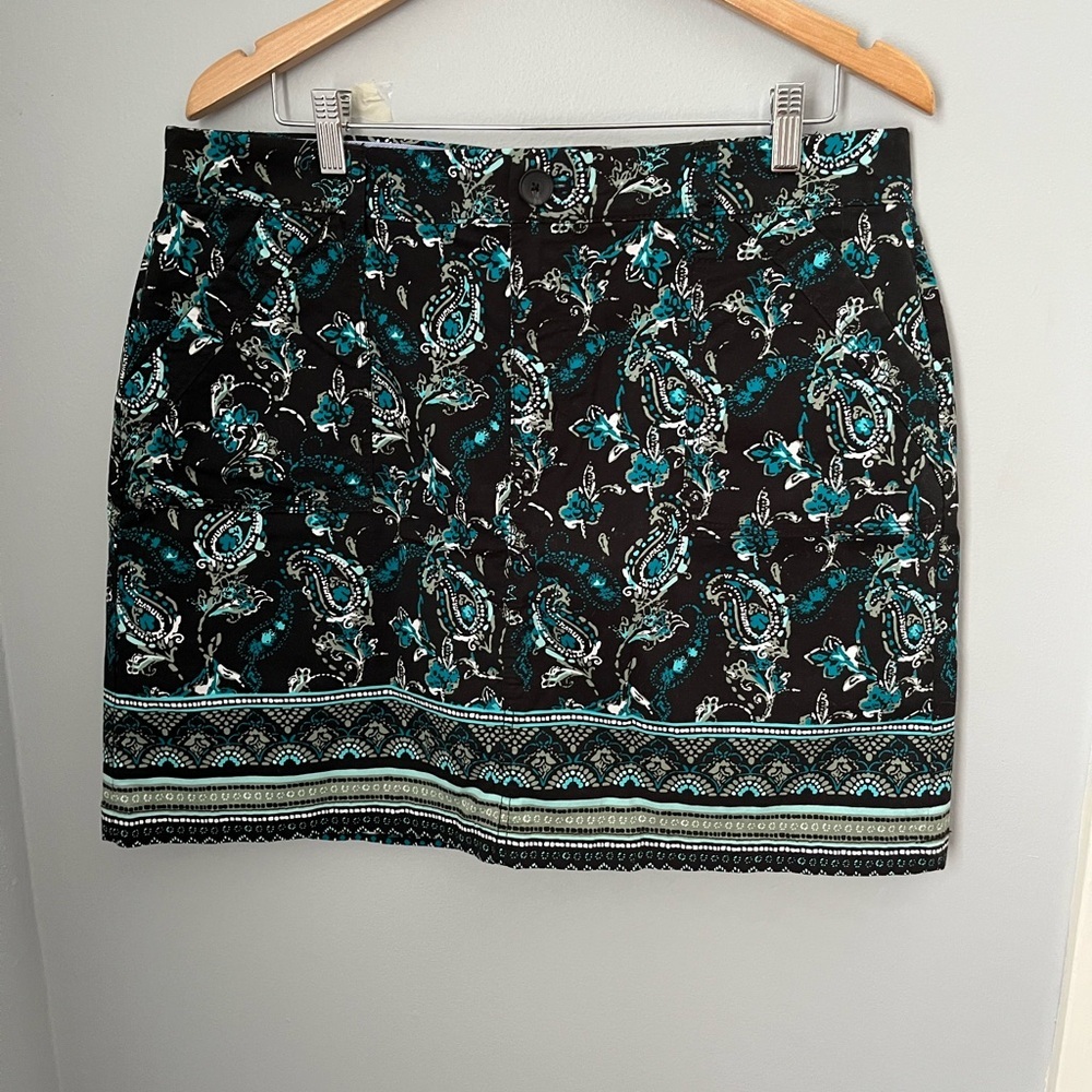 Croft & Barrow Black and Green Mini Pencil Skirt